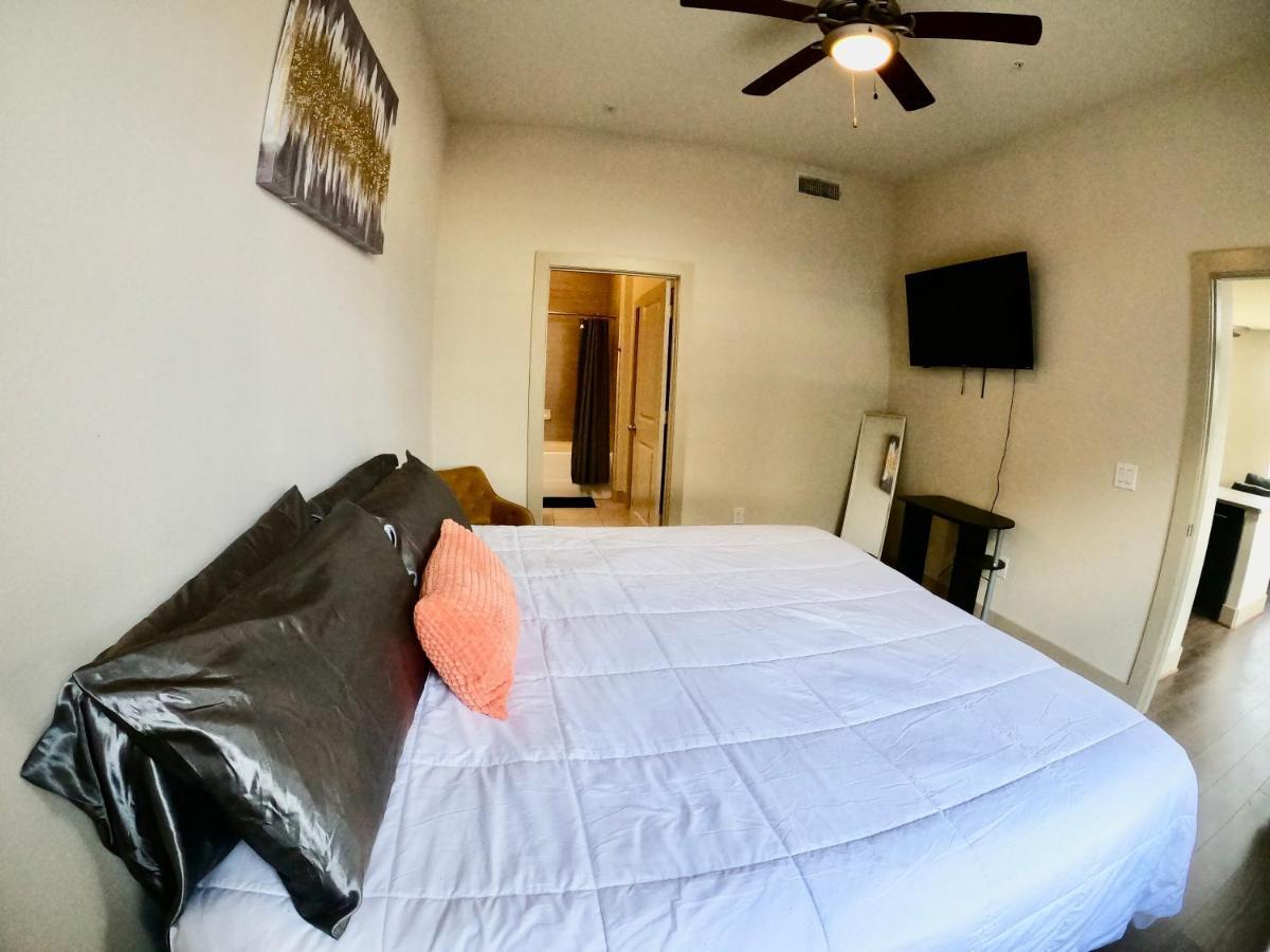 5 Mins To Med Center, Comfy King Beds, Wifi,Gym,Pool Houston Exterior foto